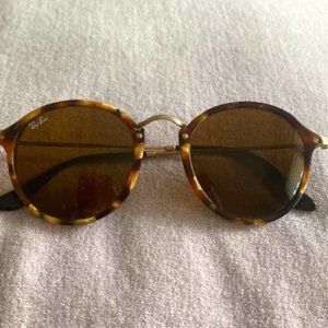 Ray-Ban 2447 Round Brown Tortoiseshell 49MM